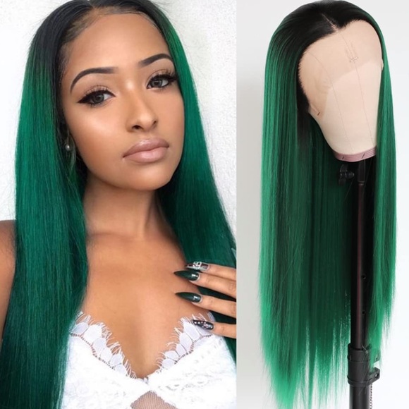 - ♥️ 22” GREEN OMBRE STRAIGHT Lace Front Wig *NWT*💖